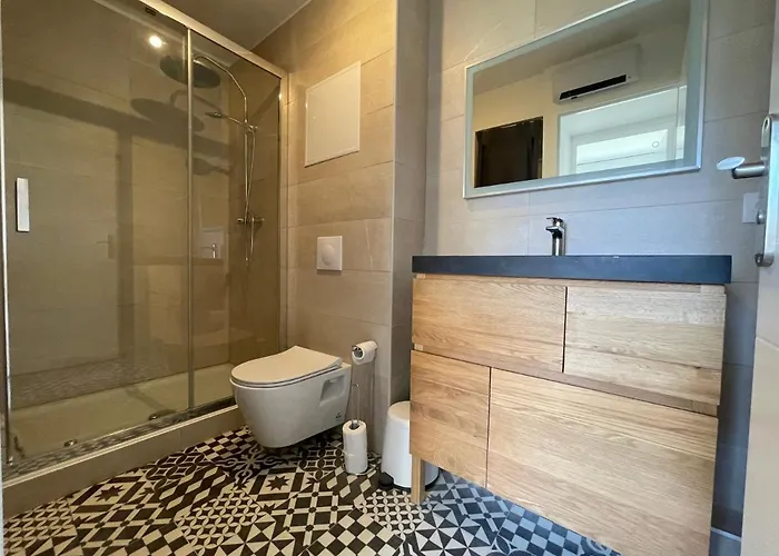 T3 Expo Sud-est - Parking - Piscine - Clim - Wifi * Gruissan